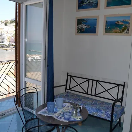 Maridea - In Riva Al Mare * Ponza