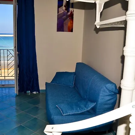 Maridea - In Riva Al Mare Apartmán Ponza